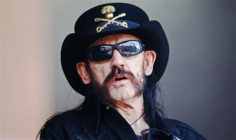 Motörhead'in yıldızı Lemmy Kilmister hayatını kaybetti!