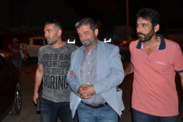 Mümtazer Türköne tutuklandı!