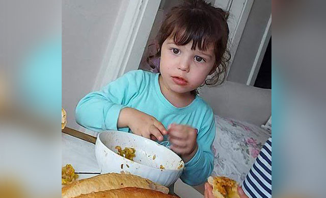 Nefes borusuna ekmek kaçan 2 yaşındaki çocuk hayatını kaybetti
