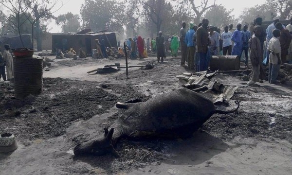 Nijerya'da Boko Haram saldırısı: 65 insan 1 hayvan öldü!