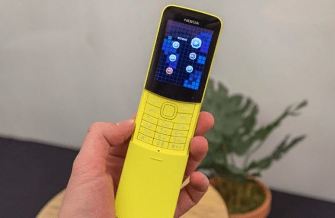 Nokia 8110'a 4G WhatsApp desteği