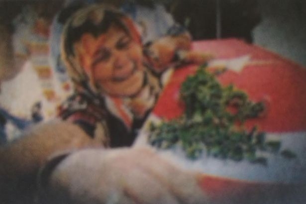 Ölen askerin annesi: Affet beni oğlum, 18 bin liram yoktu!