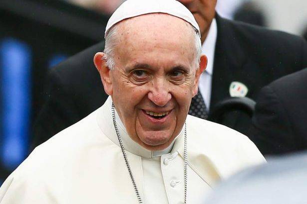 Papa: Eşcinsel eğilim gösteren çocuğu görmezden gelmek hata