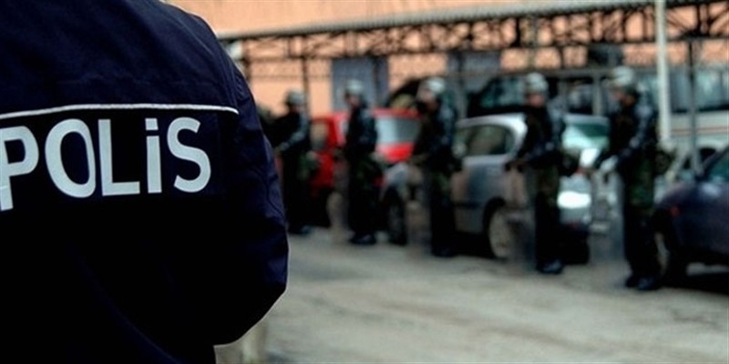 İzmir’de paralel yapı operasyonu: 34 gözaltı!