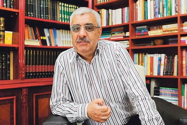  Polisten Ali Bulaç'a: Reisin kadrini bilemedin daha da sürüneceksin!