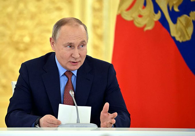 Putin: Omicron varyantı nedeniyle ek kısıtlama getirilmesi ve kapanma planlanmıyor