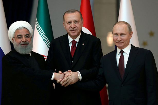Putin: Rusya, İran ve Türkiye ile yoğun bir şekilde çalışıyor