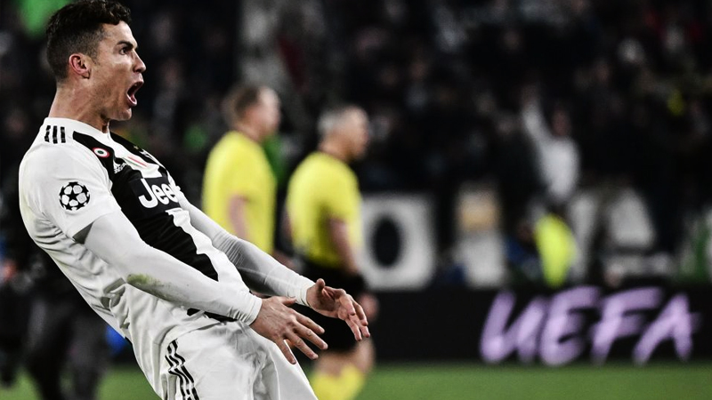 Ronaldo'ya 'uygunsuz gol sevincinden' para cezası 