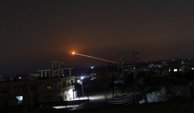 Rusya: İsrail savaş uçaklarının Suriye’ye fırlattığı 8 füzeden 7’si imha edildi