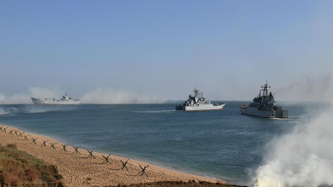 Rusya: Ukrayna, Karadeniz'de Türk Akım hattını koruyan gemiye saldırdı