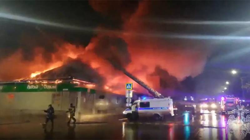 Rusya'da gece kulübünde yangın: 13 ölü