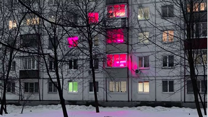 Rusya'da pembe ışıklı evler tartışma yarattı