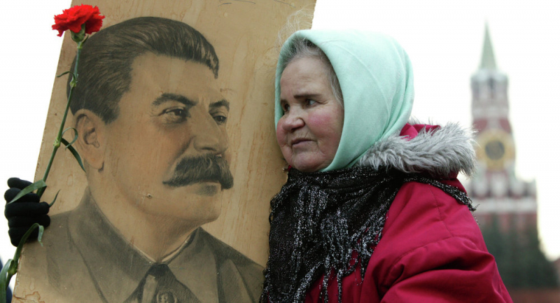 Rusya'da yapılan ankette Stalin sevgisi ciddi oranlara ulaştı