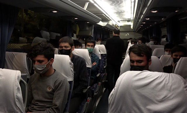 Samsun'da sahte kimlik ve seyahat izin belgeli 25 göçmen yakalandı 