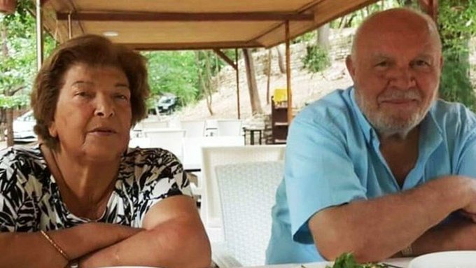 Sanatçı Musa Eroğlu'nun eşi Fatma Eroğlu hayatını kaybetti