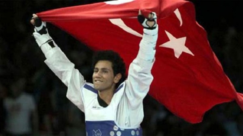 Servet Tazegül dünya şampiyonu oldu!