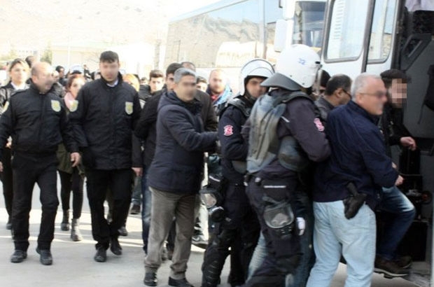 Süleyman Demirel Üniversitesi'nde çatışma! 4 yaralı 43 gözaltı...