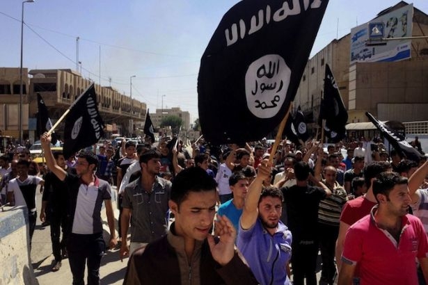 Suudi Arabistan: IŞİD'i Şiilere karşı kurduk!