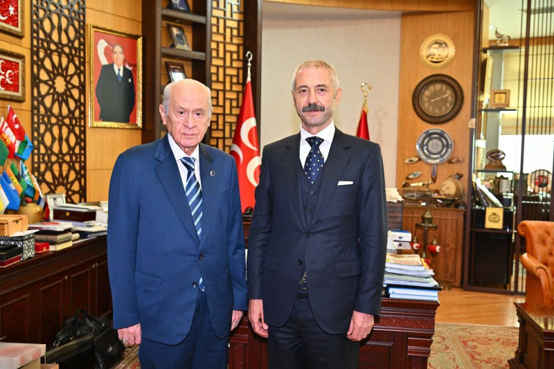 Tahliye olan suç örgütü lideri Sedat Şahin de Bahçeli'nin yanında: Kardeşimiz ziyaret etti