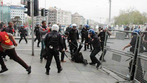 Taksim'e çıkan 3 Komünist Parti (KP) üyesi tutuklandı! 