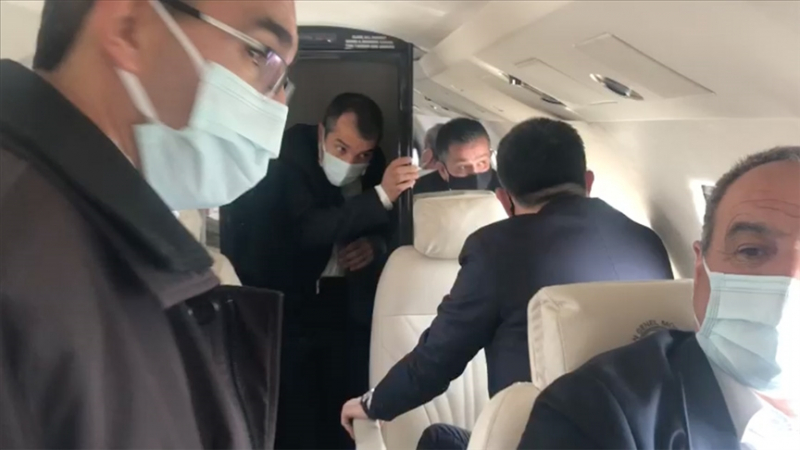 Tarım ve Orman Bakanı Pakdemirli'nin uçağı arızalandı