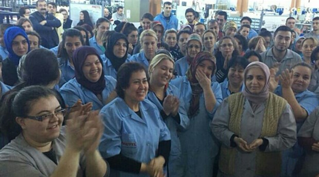 Tekirdağ'da 200 kadın işçi üretimi durdurdu