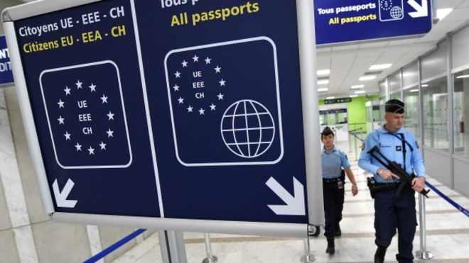 Telegraph: Türkiye'ye vize muafiyeti terör riskini artırır!