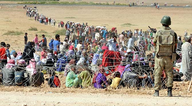 Times: Türk sınır muhafızları, Suriyeli kadın ve çocukları öldürüyor!