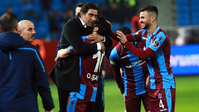 Trabzonspor Antalyasporu 4 golle geçti