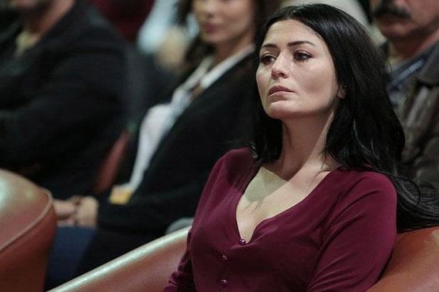 Türbanlı kadınlara hakaret ettiği iddia edilen Deniz Çakır'dan açıklama