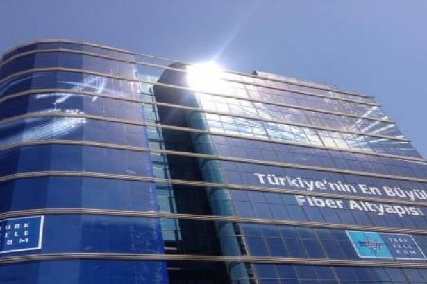 Türk Telekom'a operasyon: 3 yönetici gözaltında!