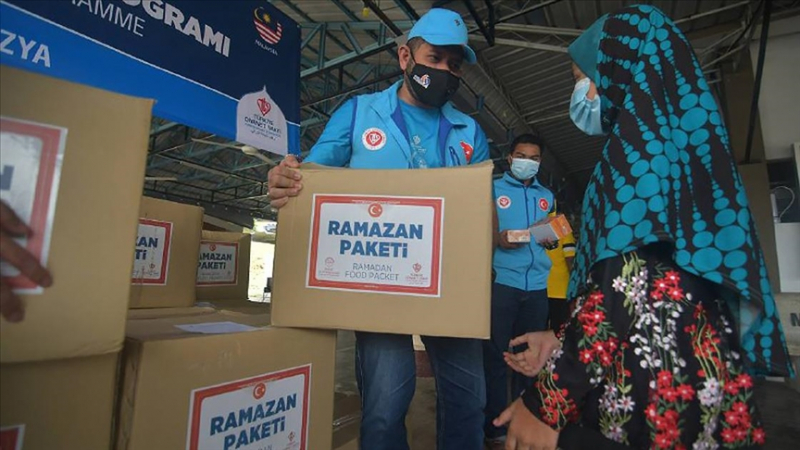Türkiye Diyanet Vakfı'ndan Malezya'ya gıda kolisi yardımı