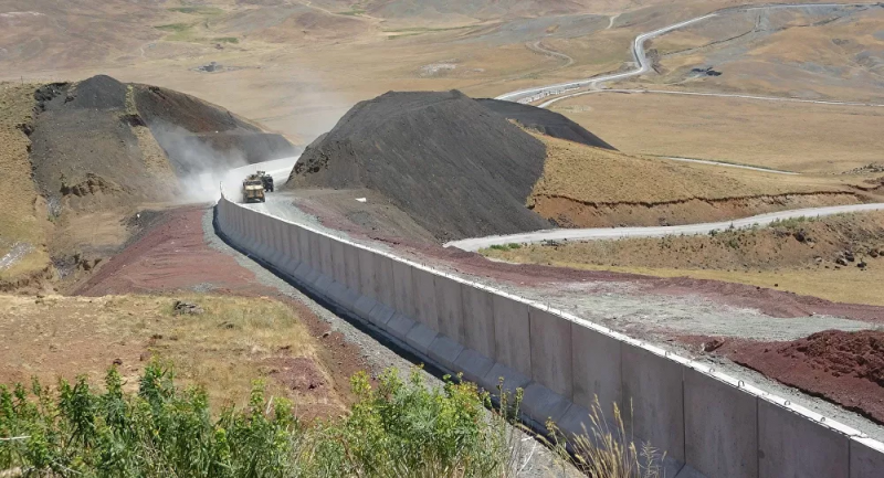 'Türkiye-İran sınırının tamamına duvar örülecek'