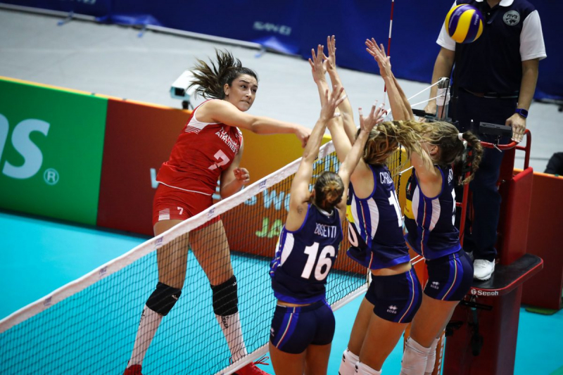 Türkiye Kadın Voleybol Takımı Avrupa Şampiyonası'nda ikinci oldu