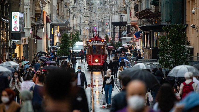 'Türkiye'de 1 milyon 232 bin 448 yabancı ikamet ediyor'
