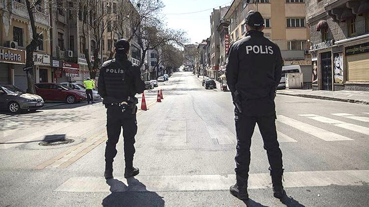 'Türkiye'de sokağa çıkma yasakları geri gelebilir'