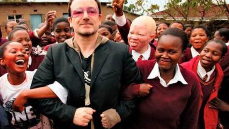 U2'nin Kurduğu Yardım Kuruluşunda Skandal