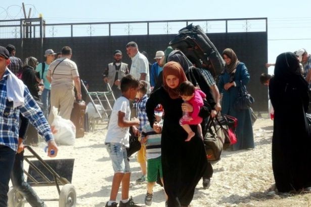 Ülkesine giden 3 bin Suriyeli Türkiye'ye dönmedi