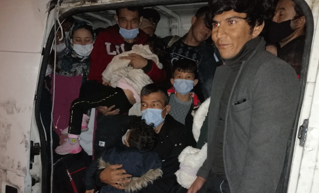 Van'da 66 kaçak göçmen yakalandı: 5 gözaltı