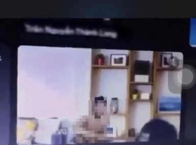 Vietnam’da öğrenci, online ders sırasında seks yaparken yakalandı