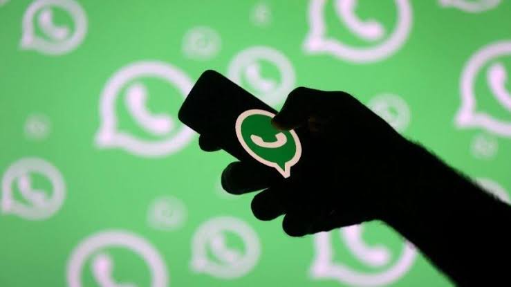 WhatsApp toplu mesaj gönderme özelliğini kaldırdı