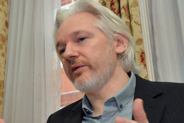 WikiLeaks'in kurucusu Assange sığınma hakkı istedi!
