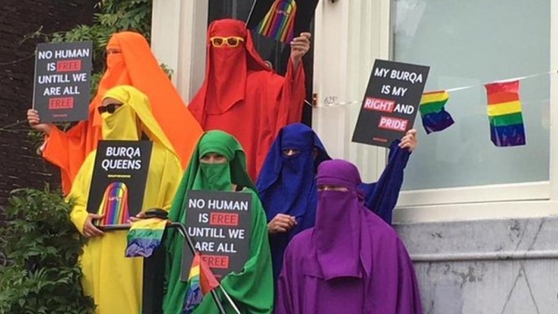 Yasağı protesto etmek için sarı burka giyen erkek politikacı Hollanda'da tartışma yarattı