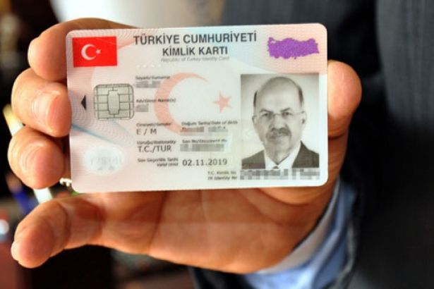 Yeni kimlik kartlarının ülke genelinde dağıtımına 2 Ocak'ta başlanıyor