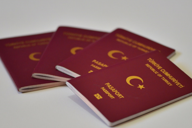 Yeni pasaportların verileceği tarih belli oldu!