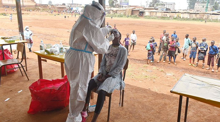 'Yoksul ülkelere dağıtılan aşılar tükendi'