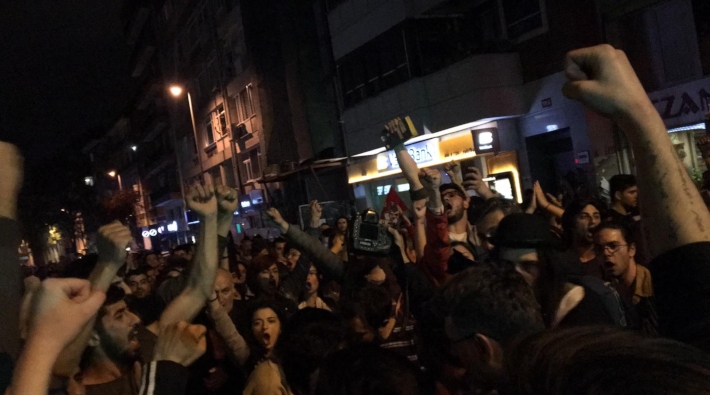 'YSK istifa' diyen İstanbullular Beşiktaş'ta yürümeye başladı
