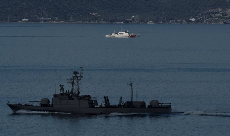 Yunan basını: Donanma Türkiye ile savaş pozisyonu aldı!