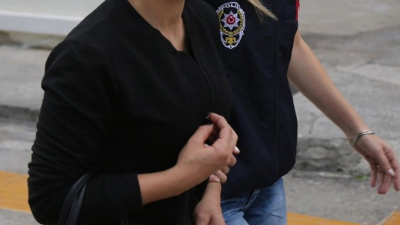 Adnan Oktar örgütüne operasyon: 2 kadın gözaltına alındı