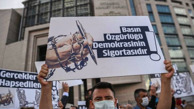 Basın Özgürlüğü Raporu: Son bir yılda 32 gazeteci tutuklandı, 47 gazeteci hâlâ cezaevinde